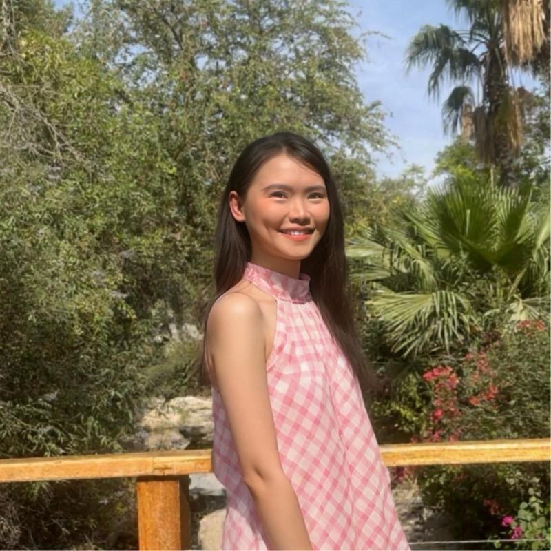 Fleo Mae A.